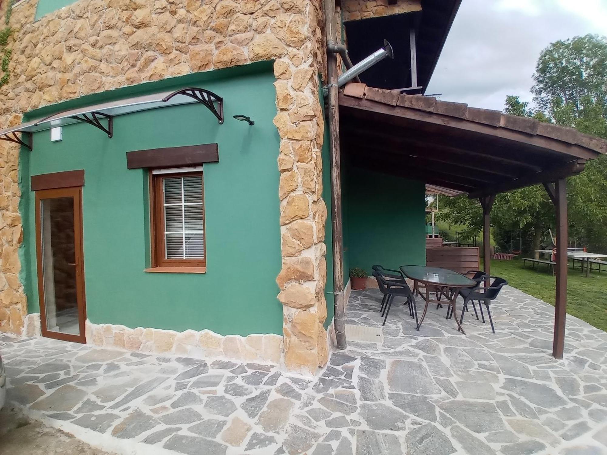 Estudios El Puntual De Romillo Exterior photo